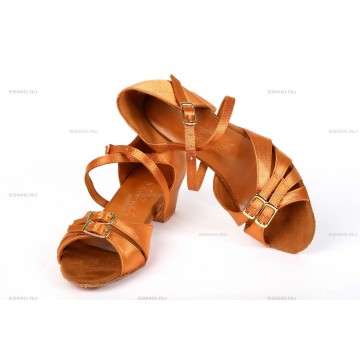 Рейтинговые туфли для бальных танцев «DanceMaster 161К» 3см (Катя)