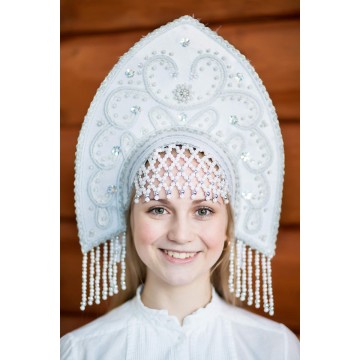 Кокошник «Анна» белый для русских народных танцев