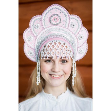 Кокошник «Елена» розовый для русских народных танцев