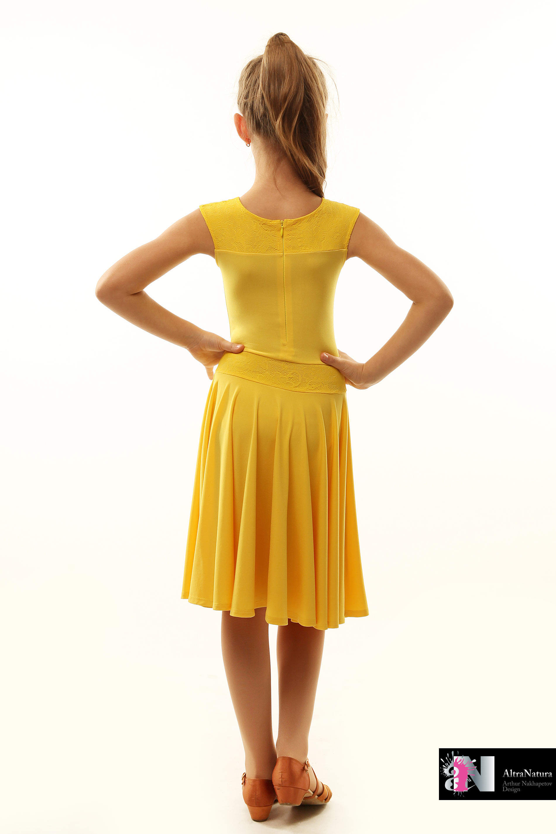 Желтое Платье